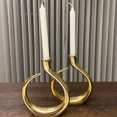 פמוט Golden Loop