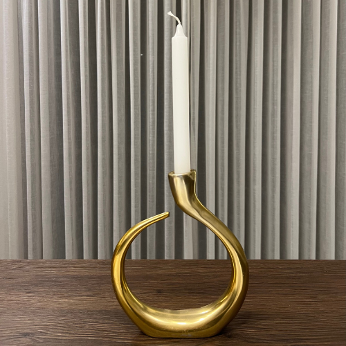 פמוט Golden Loop